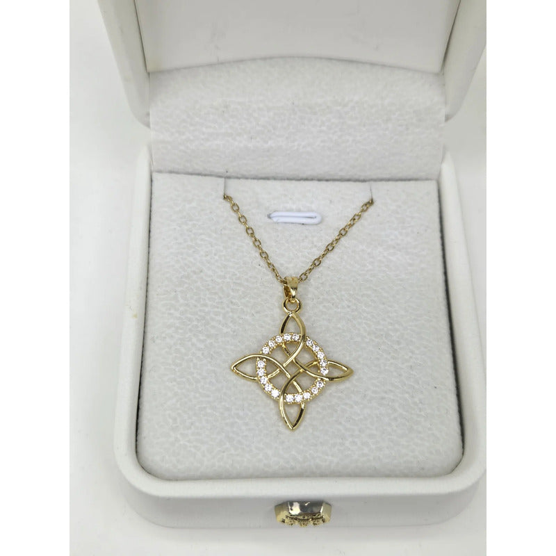Collar Nudo Bruja Dorado con Brillos Amuleto Protección Acero Mujer