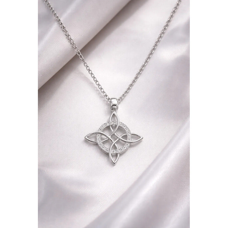 Collar Nudo De Bruja Con Brillos Protección Amuleto En Acero Plateado