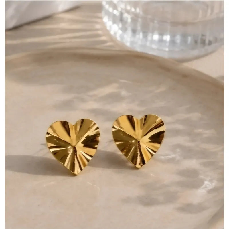 Aros Mujer Sin Perforar Enchapado En Oro Corazon A Presion Dorado