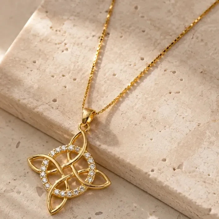 Collar Nudo Bruja Con Brillos Protección Amuleto Mujer Dorado